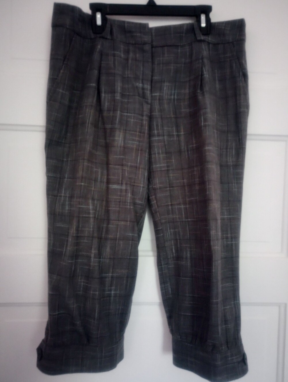 Cidra By Anthropology Cropped Plaid Pants in Charcoal Gray